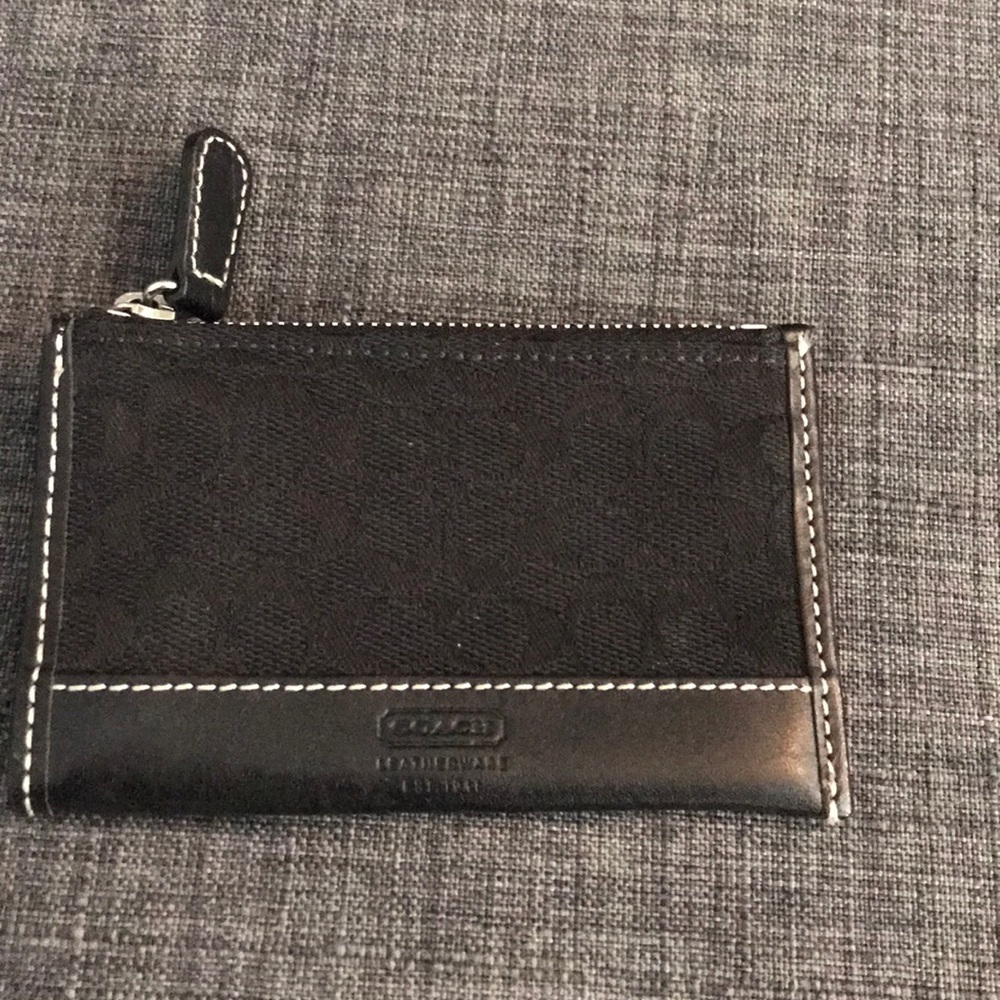 Authentic COACH card cash keychain